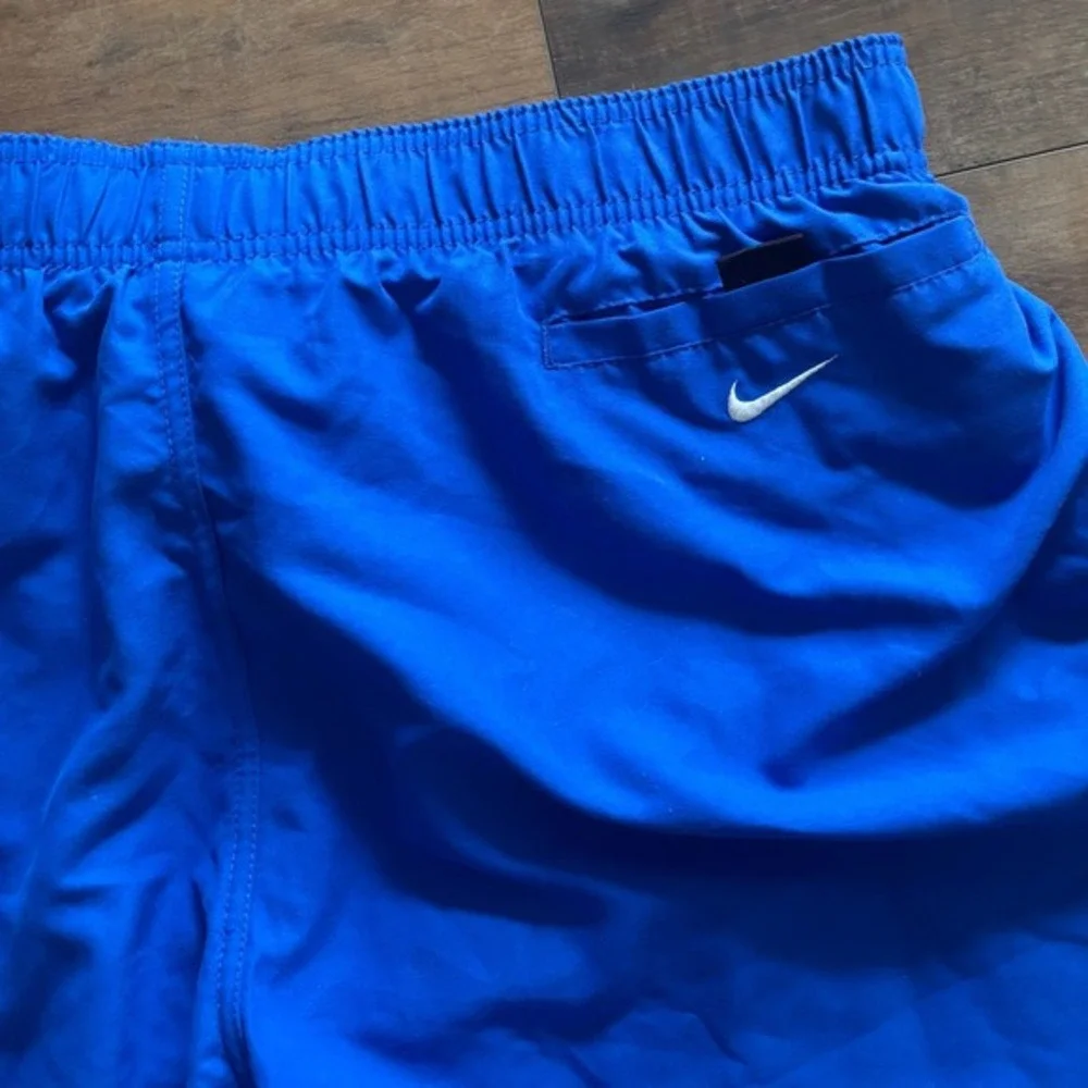 Nike Men's Logo‎ Breaker 9